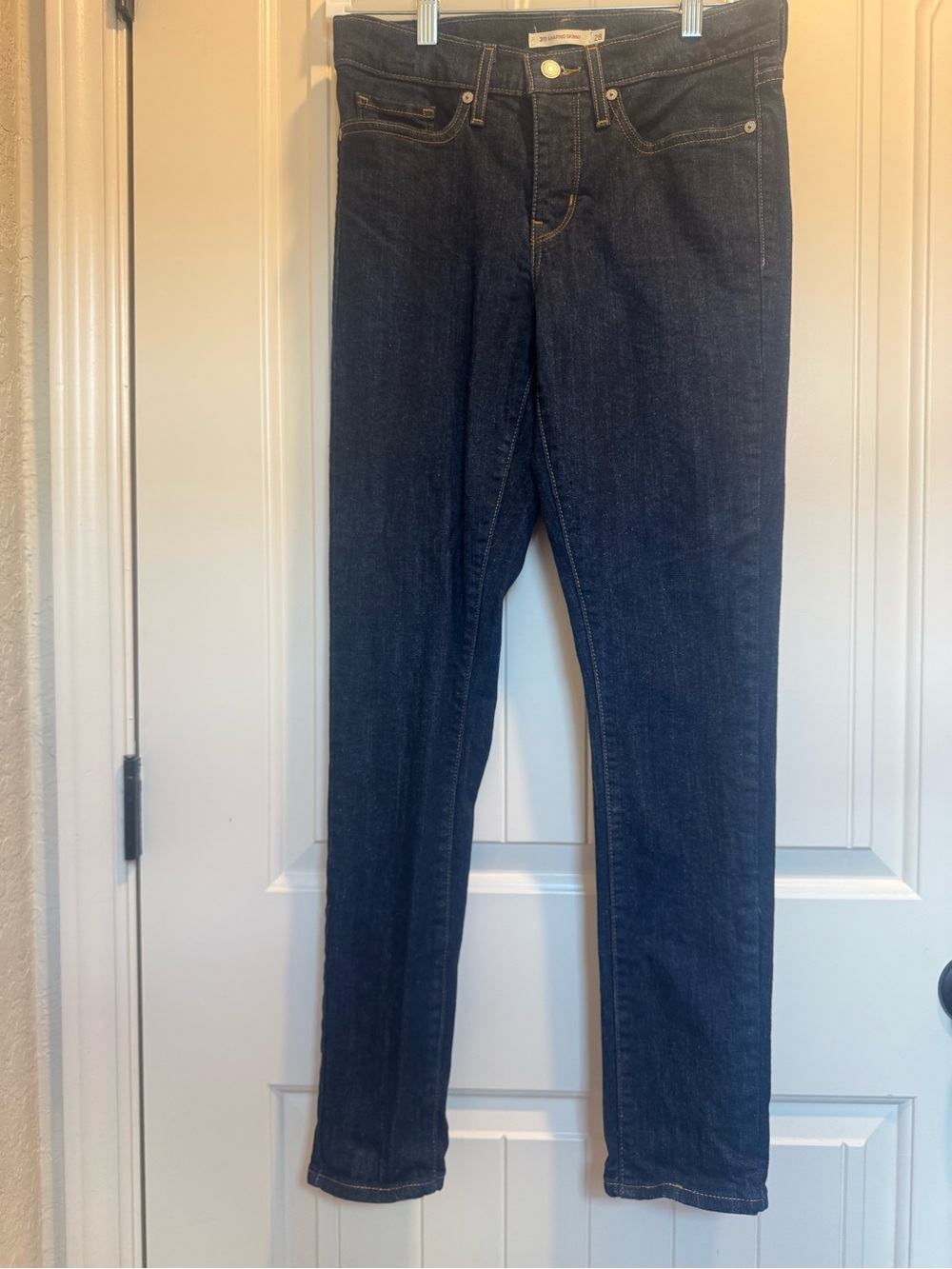 Levi's Women's Dark Blue Skinny Jeans